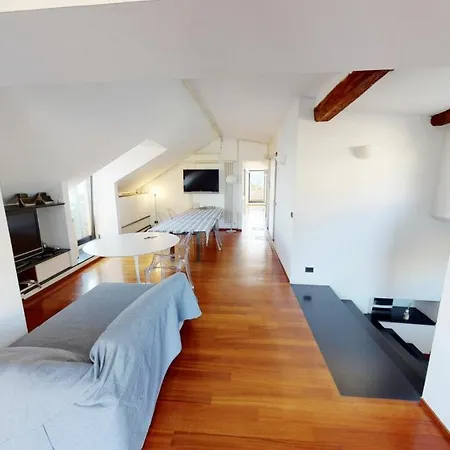 Attico San Faustino: Beachfront With Panoramic Sea Views Rapallo