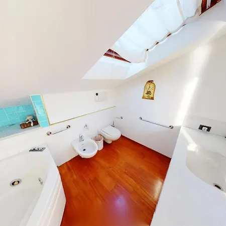 Attico San Faustino 165 Mq 110 Mq Di Terrazza- In 700 ,vista Mare Strepitosa-100 M Dalla Spiaggia-parking Esclusivo-sky,netflix Casa vacanze *